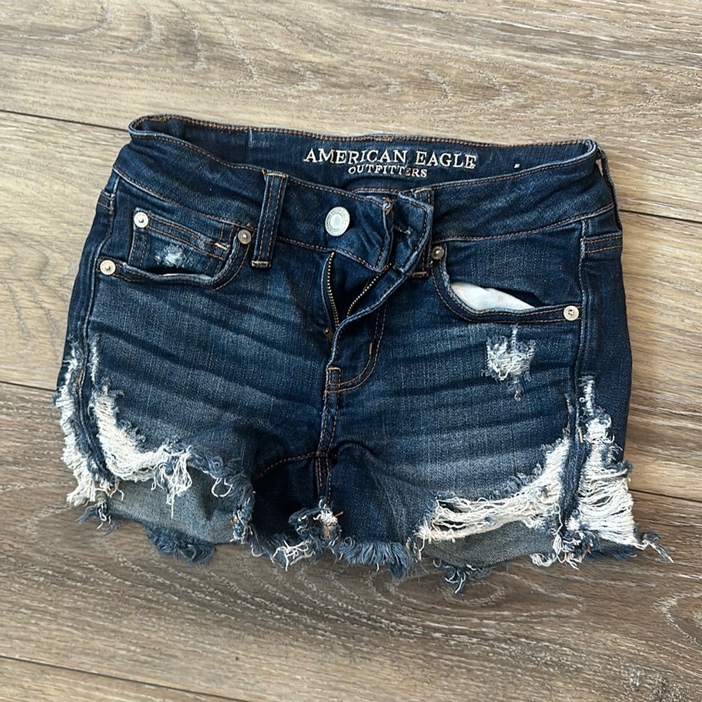 Size 0 American eagle Midi Jean shorts